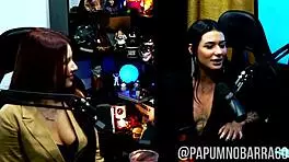 O podcast pegou fogo elas se chuparam bem gostoso a putaria rolou solta - p�pum no barraco