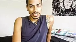 Pawg brasileira falls off bed fucking