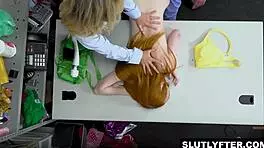 Scarlet skies pussy drips as officers play