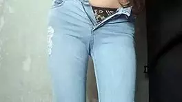 My Teacher Sends Nudes! Her Sexy Body and Tight Vagina Are Amazing!