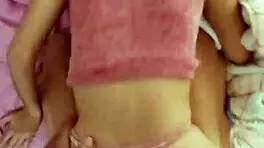 le chupo el culo a la flaquita del barrio