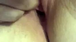 Orgasmo 18enne troia 😈