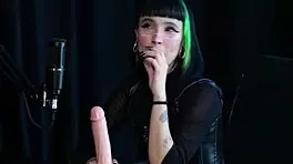 i'd date my fans, says goth girl before sucking tits and blowjob