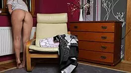 Hot Masturbation From A Young 18+ Mommy With A Perfect Ass