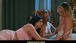 River Lynn and Gal Ritchie, let's accept Annie King