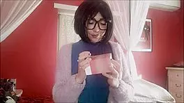 chantal squirts hard with her new toy