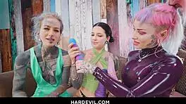 Tattooed Lesbians Anuskatzz Morea Black Kellie Panther Gape in Anal Threesome