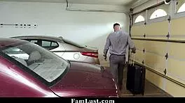 Hot Teen 18+ Exposes Dripping Pussy in Seductive Flash