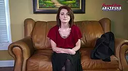 Skinny ginger ravyn vibes her shaved pussy hard with magic wand 🔥😍