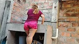 I Fucked Horny Latina Neighbor and Came Inside Her