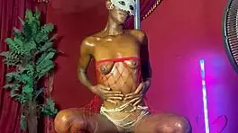 halloween dancin fer big dick fan watchin me play pussy n asshole 😩