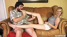 My feets feel sooo good gettin sucked!