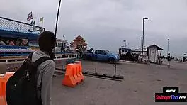 imagine this amateur teen couple banging publicly on a thai island