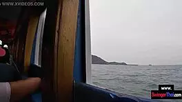 imagine this amateur teen couple banging publicly on a thai island