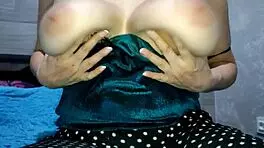 European milf slut teases fat bbw body and huge natural tits solo closeup