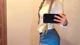 hey cutie, horny mirror selfie before college? 📱💦