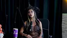 Swingers hubby introduces wife to anal double penetration debut