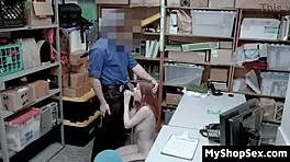 lp officer slams shoplifter hard right on the spot