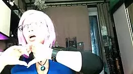 My slutwife Aimee's wild dual broadcasts thrill young viewers