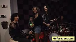 NATURAL BUSTY BRUNETTE SLUT NIA BLEU POUNDED BY BRETT MAKER AT BAND REHEARSAL