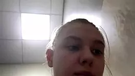 watch this curvy bbw get fingered to hardcore orgasm in public outdoor webcam fuck