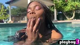 Hot black babe ana foxxx poses lingerie by pool, masturbates perfectly 😍