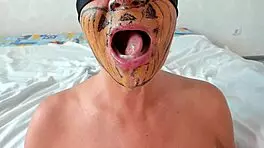 milf mommy deepthroats huge cock for creamy cum mouthful treat 💦