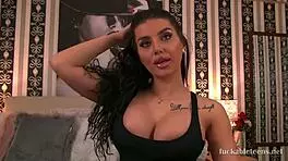 Mycruize camgirl teases horny solo on 11 March