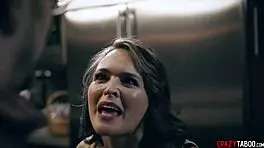 Mature milf spots peeping teen and cheats wildly