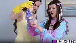 Influencer Babes Beg for Group Cum in Wild 4some Fuck