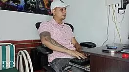 Mi secretaria curvy Latina begs for raise but seals wet deal with boss fat cock pounding!