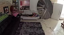 Gabi Souza panics wildly over Ted's fake twin pregnancy prank in steamy bath