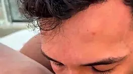 met a fan he lasted 1:30 in my magic mouth came quick!