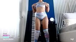 Amateur Latina Babe Squirts with Giant Dildo Play