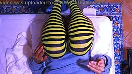 wanna sneak off to his room for sneaky uni party fuck while partners bathe?