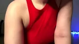 Sloppy blowjob leads to wild squirting