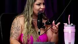 Thrilling Vibrator Thrills Saucy Pussy in Liberal Couple Heat