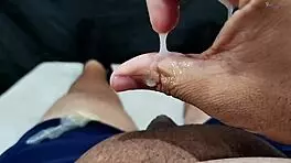 bought thick toy for american girlfriend's explosive orgasms at work