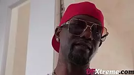 alexis james shyly deepthroats pizza delivery boy's cock in fantasy 😍🍕