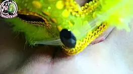 damn! even stinky thai pussy gets sloppy licking from ninew!