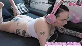 Chubby German amateur girlfriend fucked playing Xbox casually