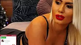 blonde slut moans loud on cam beggin for tips