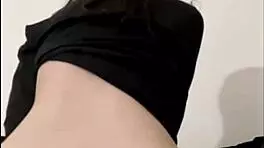 I'm so horny watching this American exchange student masturbate to orgasm