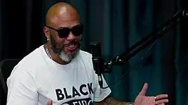 safada strips teases huge tits explains porn life then gets wild on sheer red