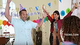 freeuse therapy session cures gooner with intense family play