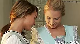 horny whore fists wet naked girlfriend's pussy deep