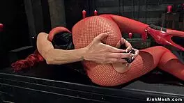 Young Lesbian Fists Sexy Milf Anal