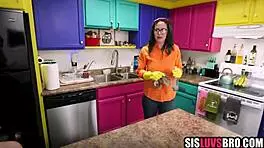 Sneaky young blonde gives brotherly blowjob in taboo pov