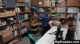 LP OFFICER DIVES DEEP INTO INVESTIGATION FUCKING HARD