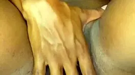 Kinky latina puta shakes ass and cums hard masturbating